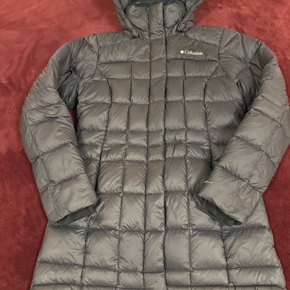 XS Columbia Omni-Tech Down Jacket. - Picture 3 of 6